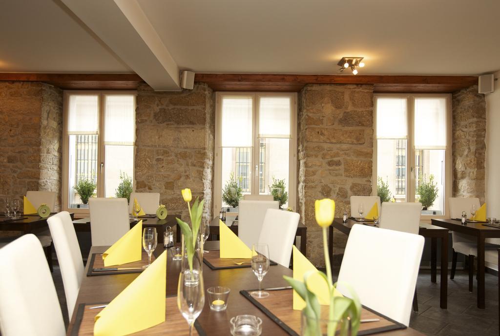 Hotel-Restaurant Le Lion D'Or Porrentruy Exteriér fotografie